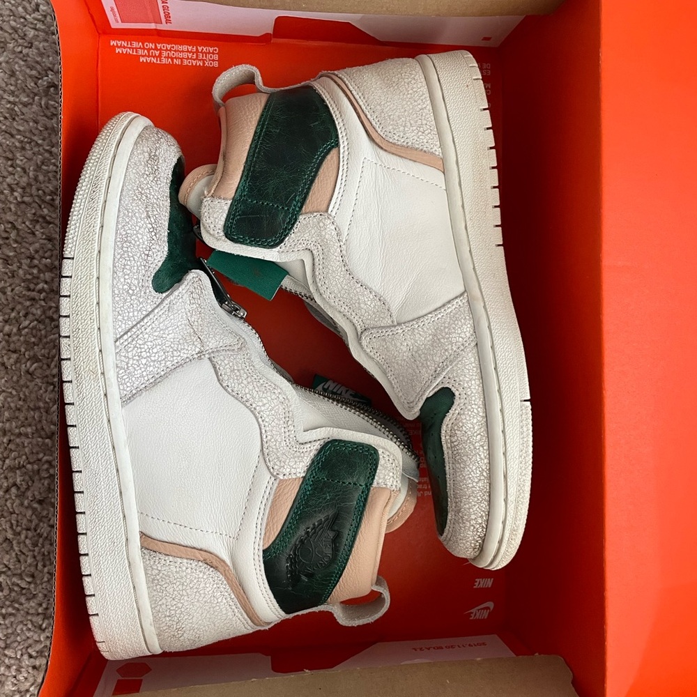 Air Jordan 1 High Zip SPRUCE AURA/BIO BEIGE/MYSTIC GREEN
